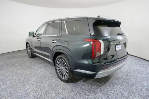 More photos of 2024 Hyundai Palisade Calligraphy at NeXgen Motors, UT