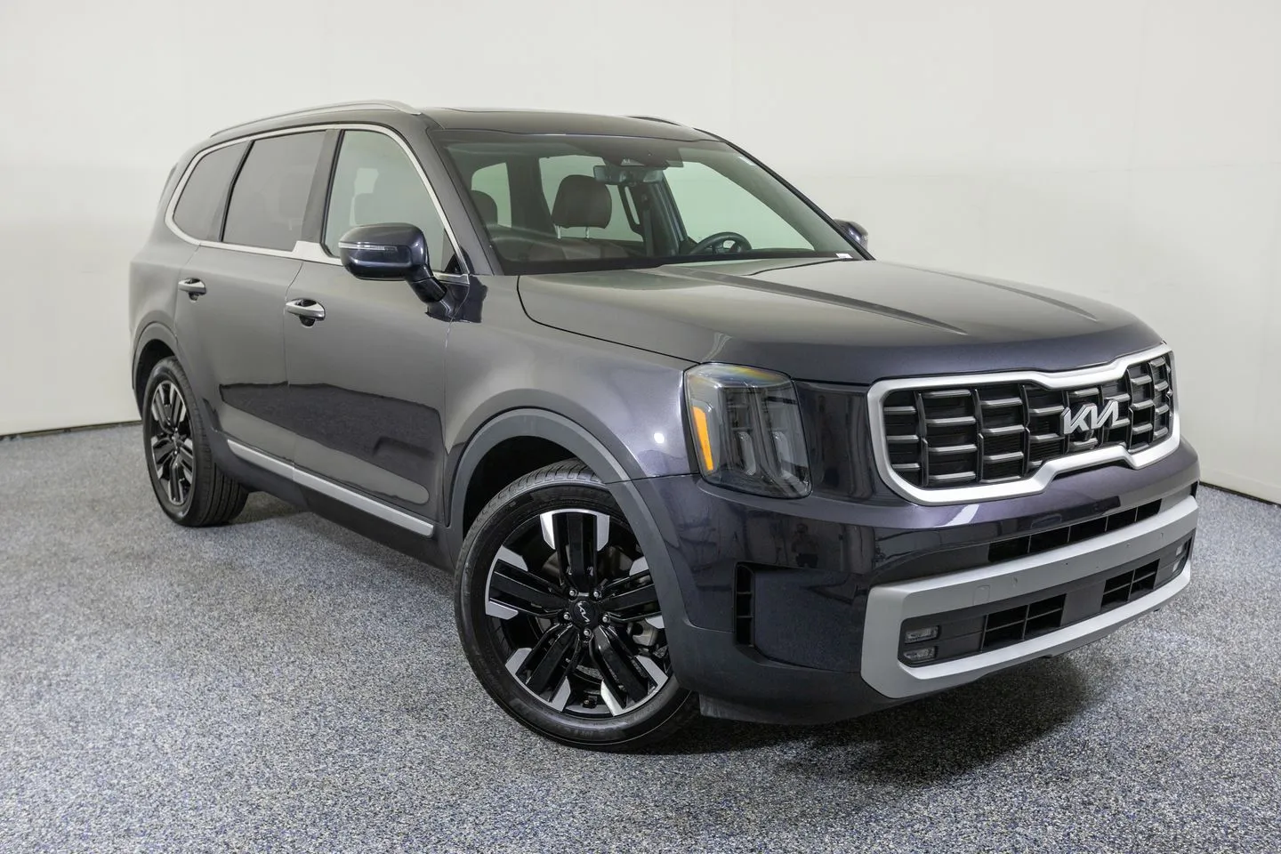 Gray 2025 Kia Telluride SX-Prestige for sale in Lindon, UT