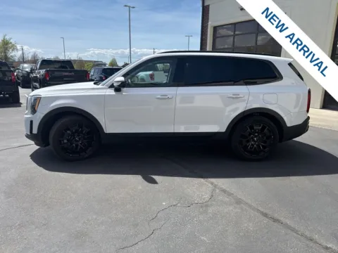More photos of 2022 Kia Telluride SX at NeXgen Motors, UT