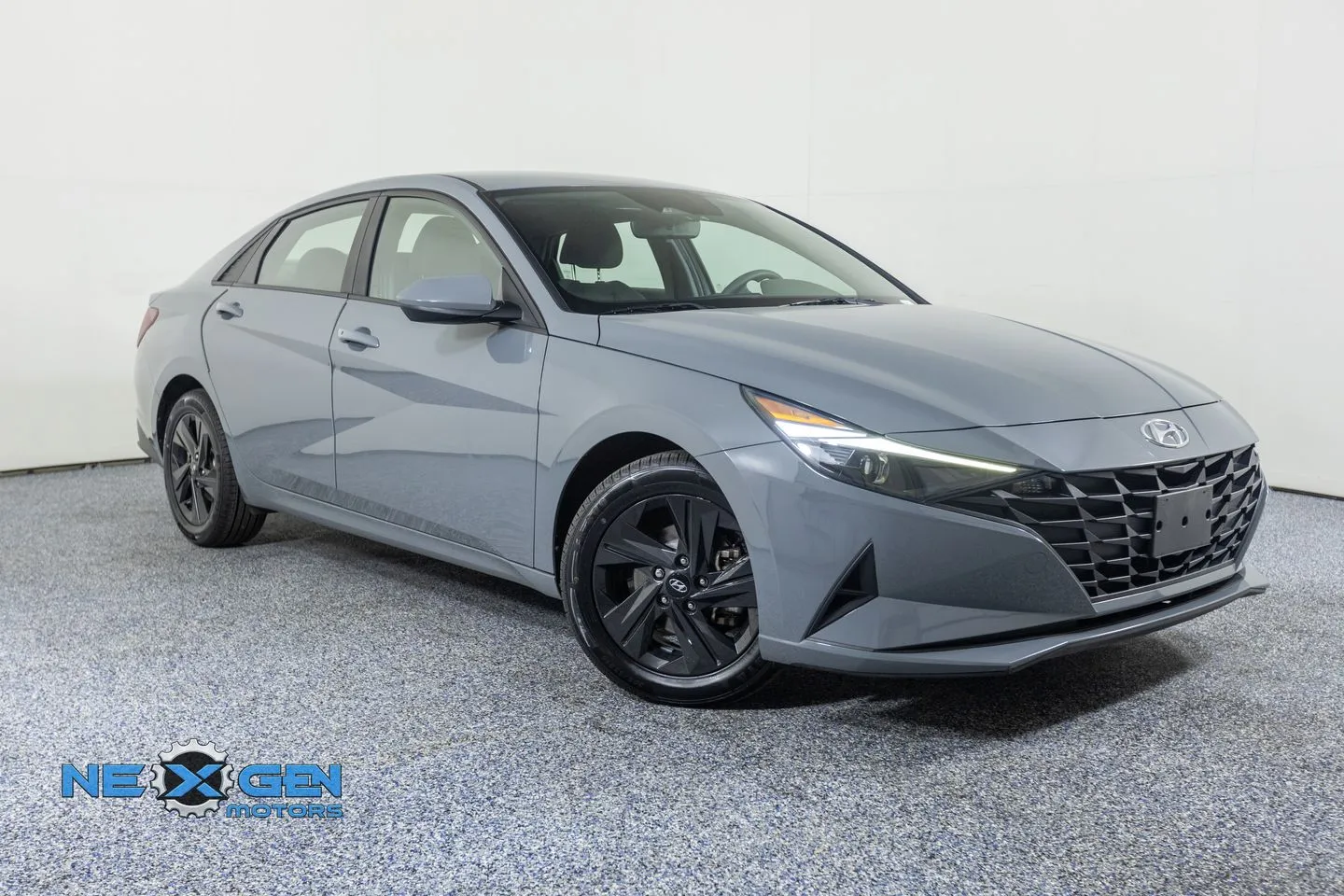 2021 Hyundai Elantra 2.0 SEL IVT's photo