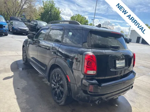More photos of 2017 MINI Cooper S Countryman at NeXgen Motors, UT