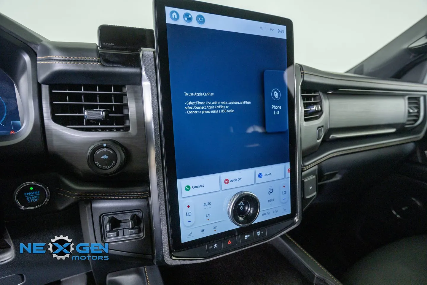 Ford Expedition photo 18