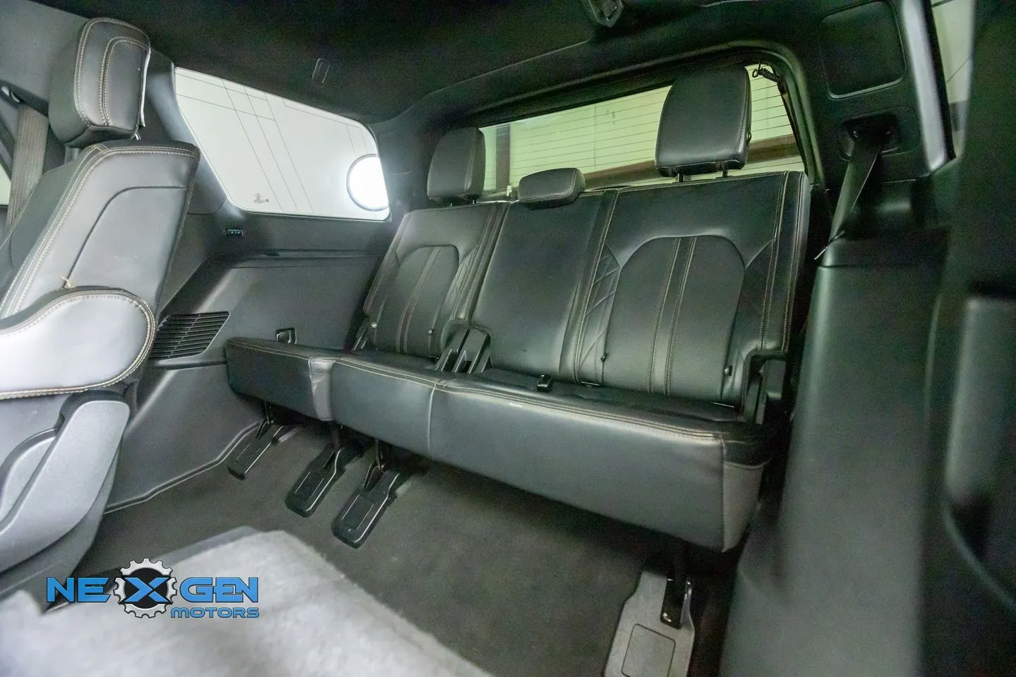 Ford Expedition photo 31