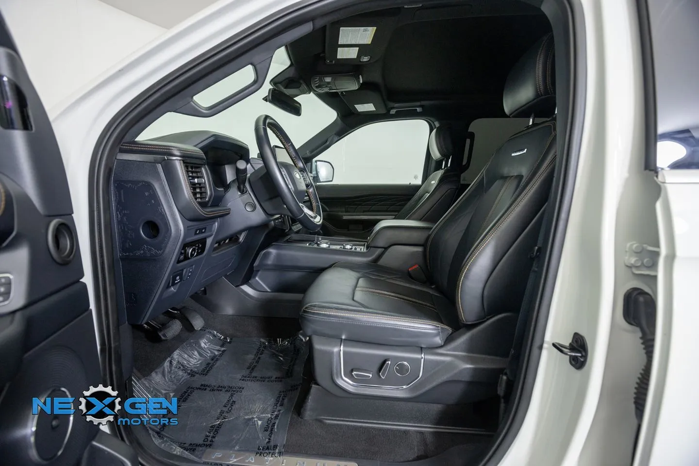 Ford Expedition photo 12