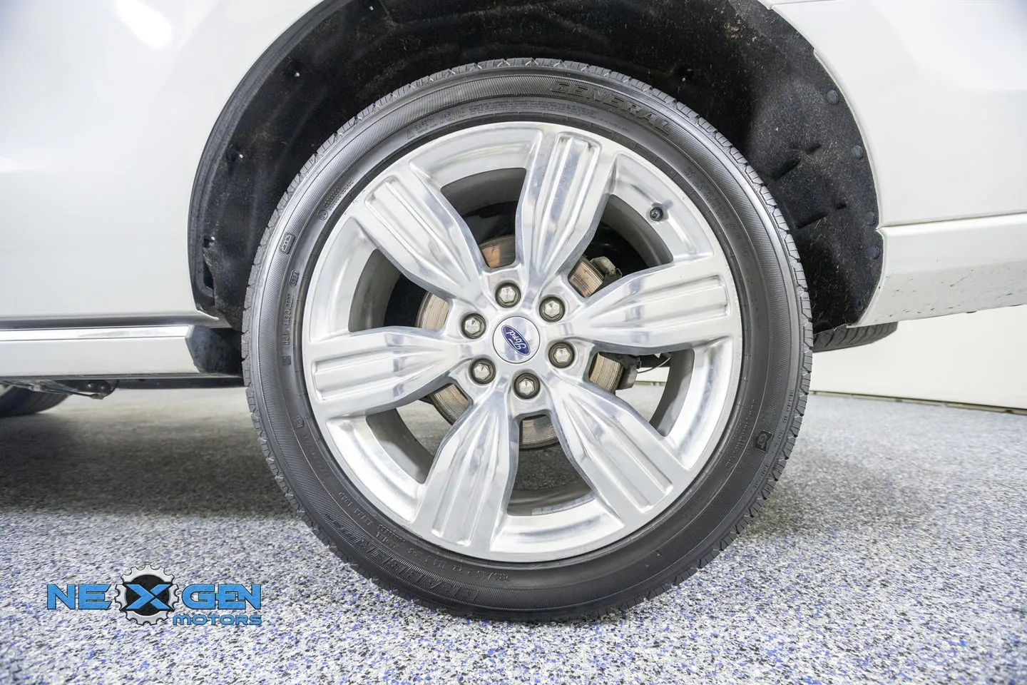 Ford Expedition photo 49