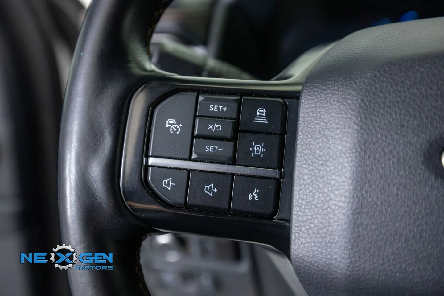 Ford Expedition photo 15
