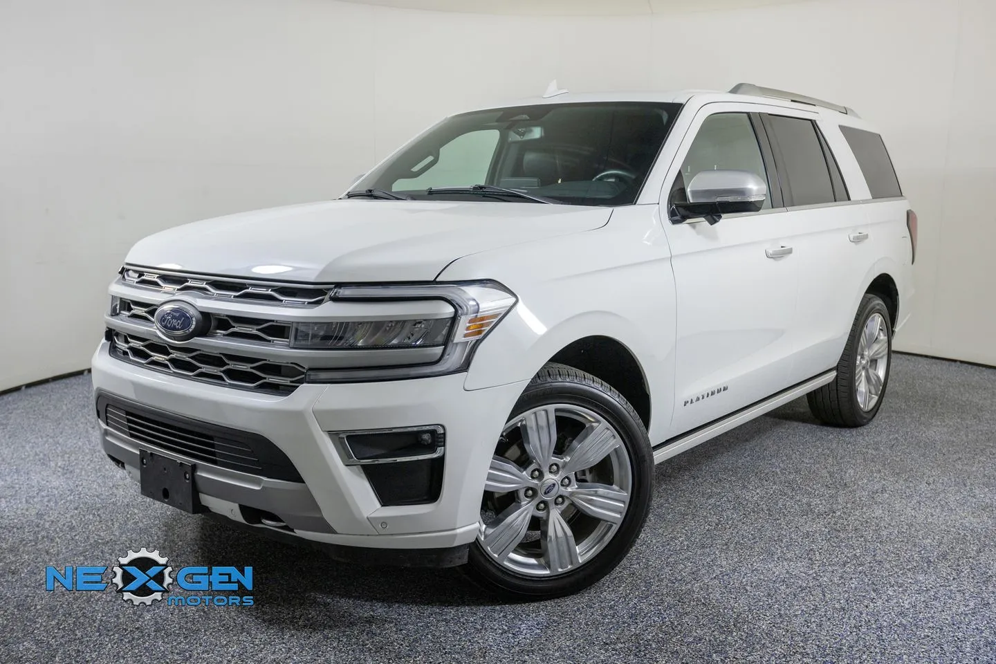 Ford Expedition photo 4
