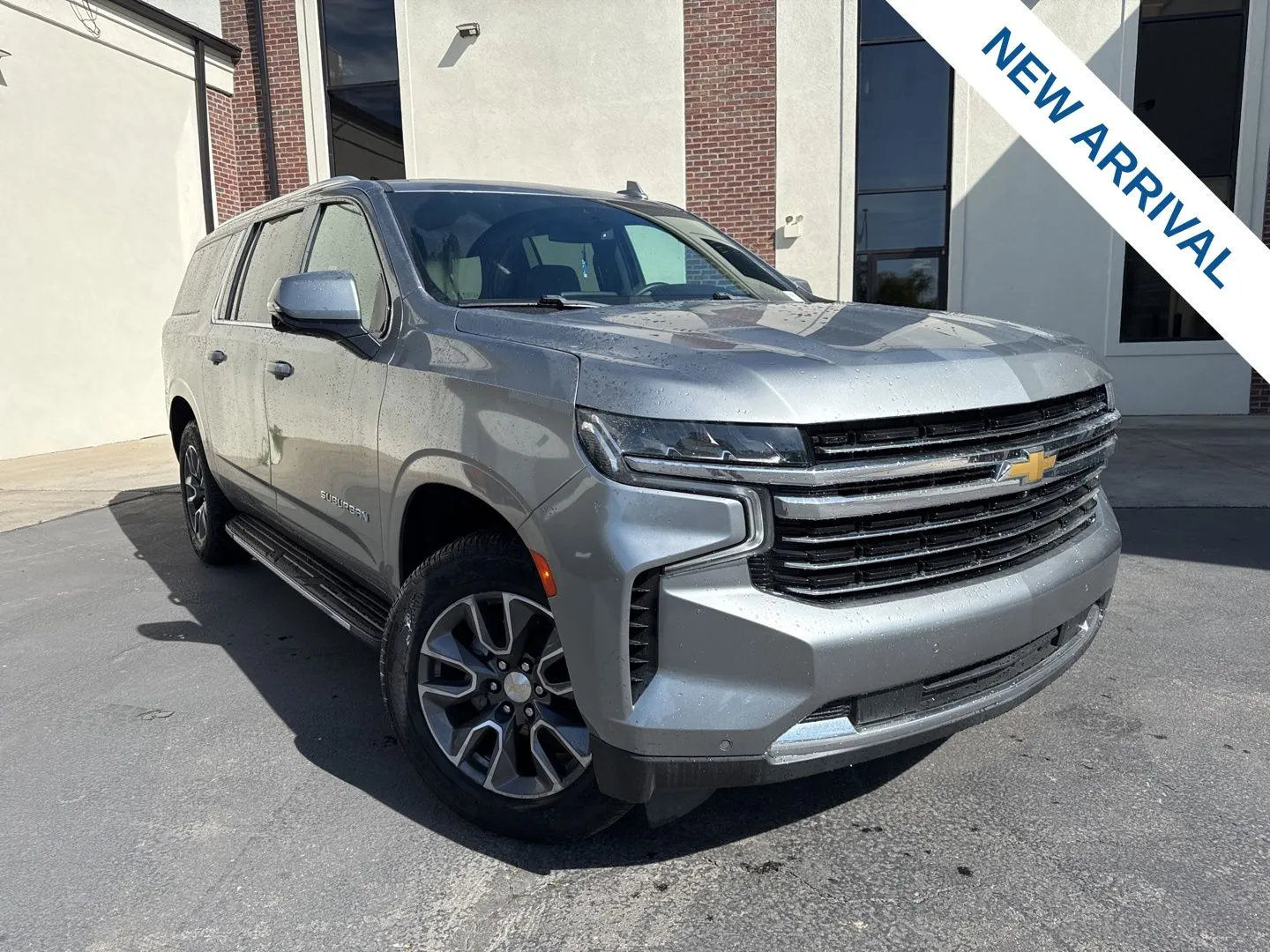 Gray 2023 Chevrolet Suburban LT for sale in Lindon, UT