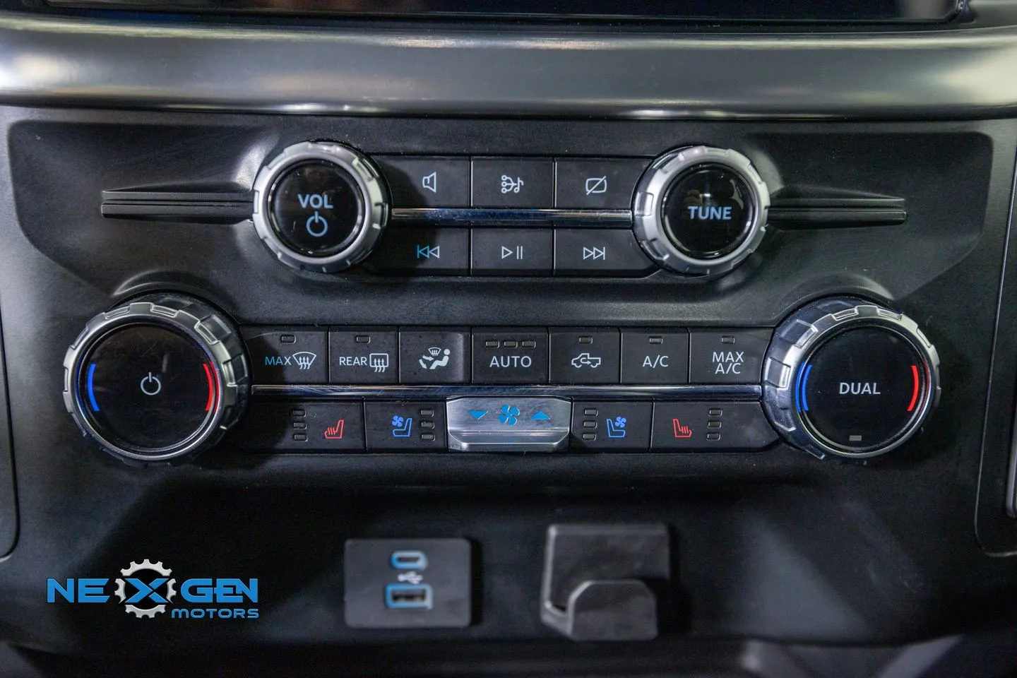 2022 Ford F-150 Lariat - Photo 22