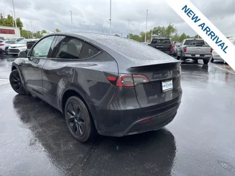 More photos of 2024 Tesla Model Y Long Range at NeXgen Motors, UT