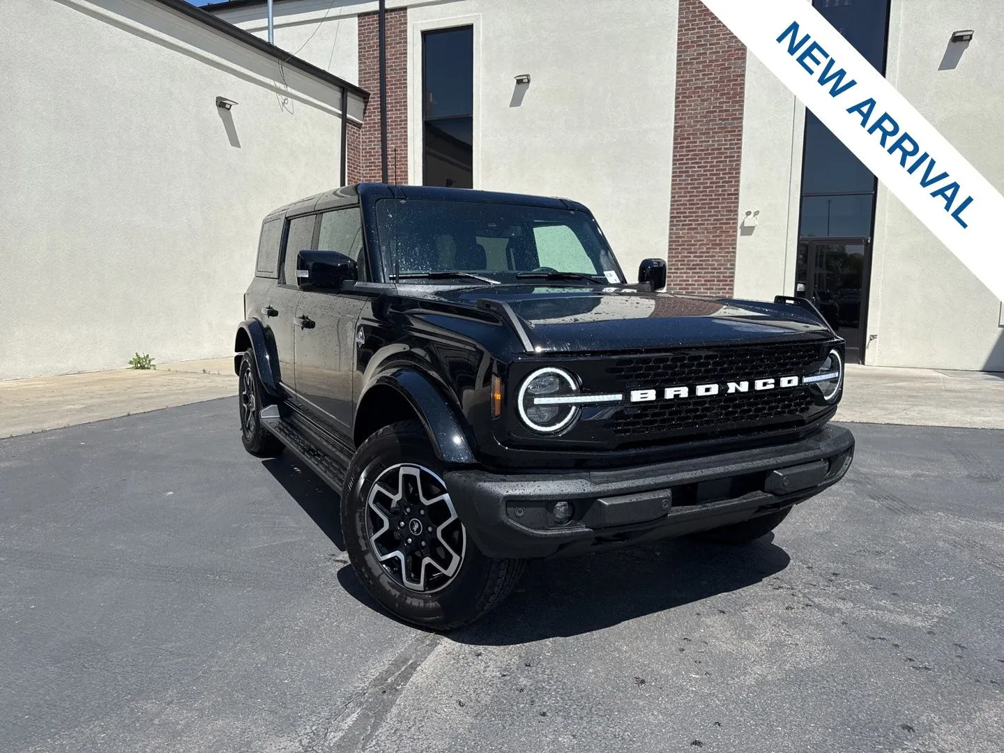 2025 Ford Bronco Outer Banks 4x4's photo