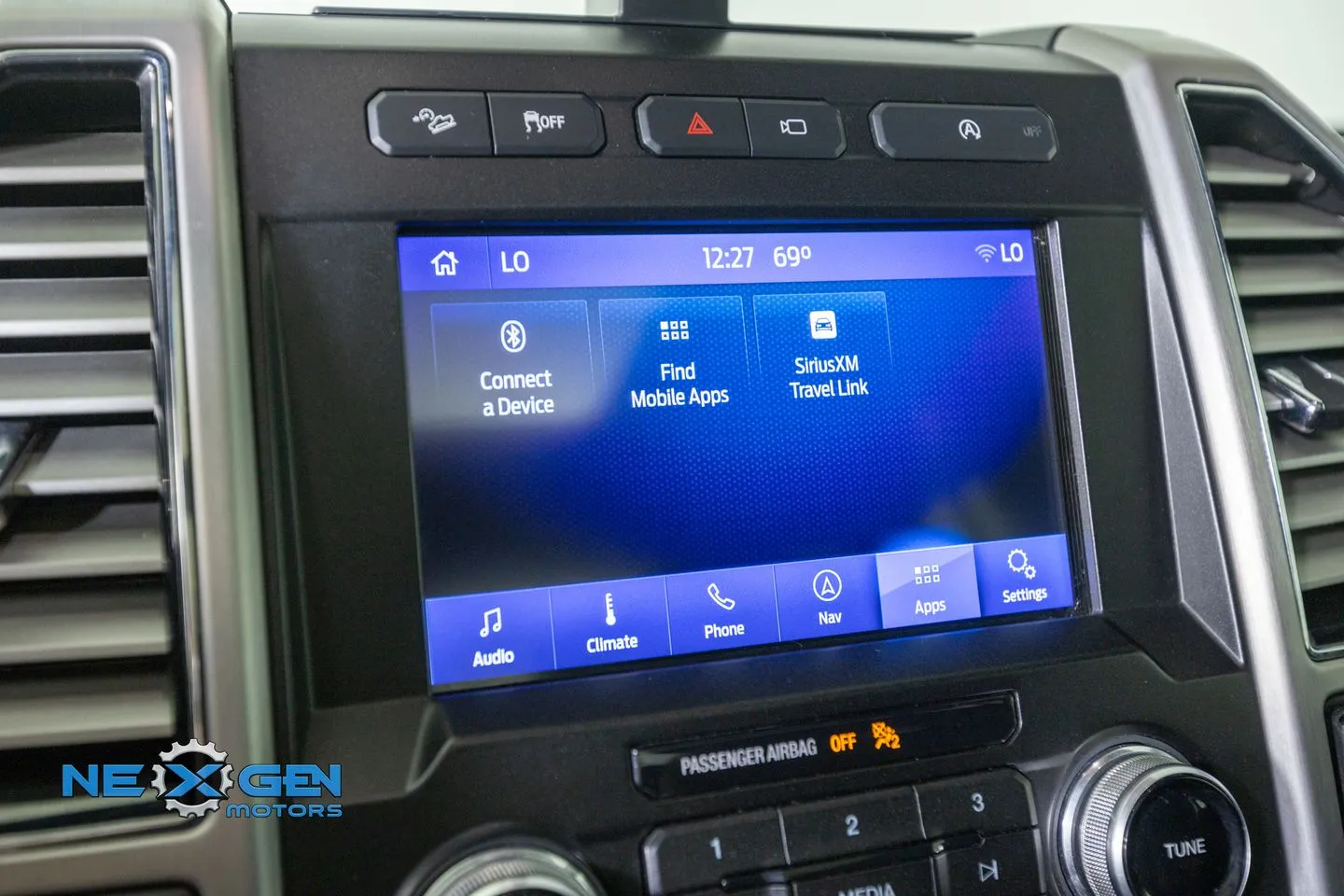 Ford F-150 photo 22