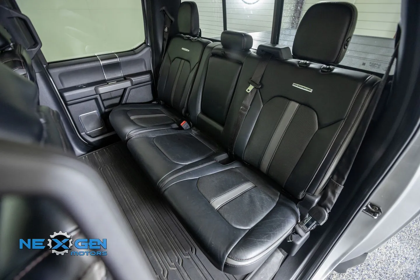 Ford F-150 photo 37