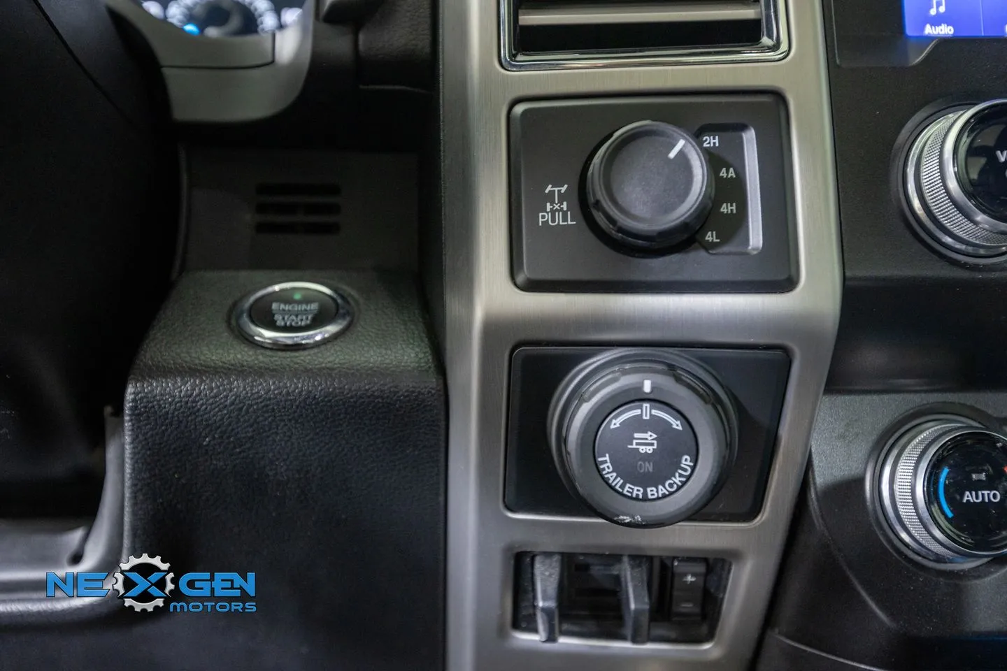 Ford F-150 photo 27