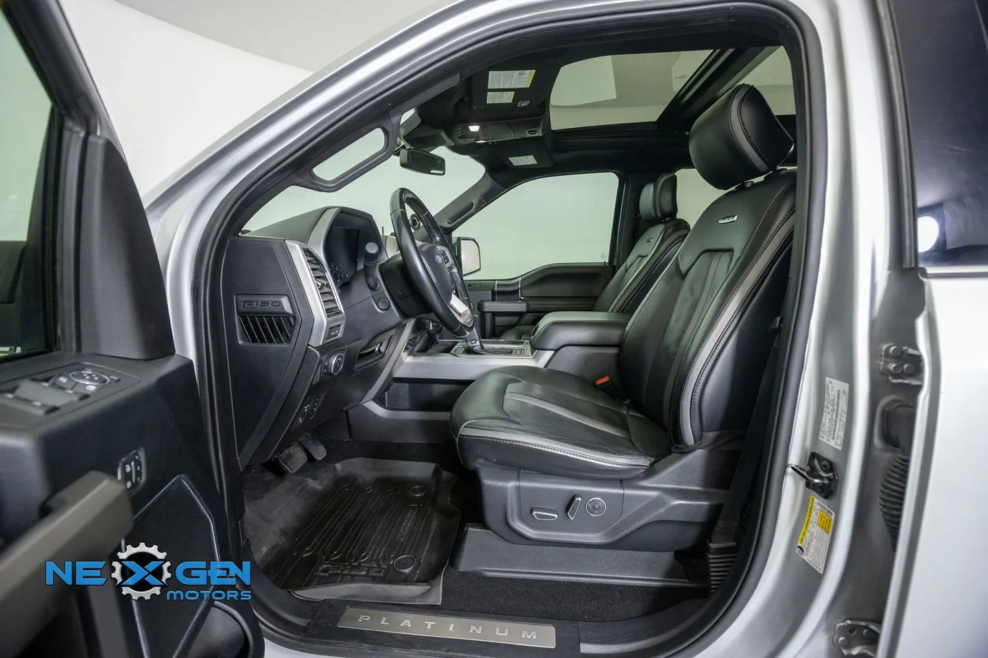Ford F-150 photo 12