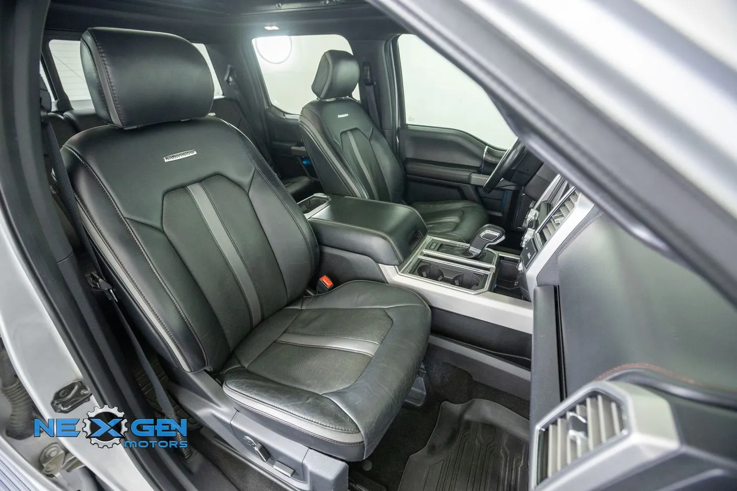 Ford F-150 photo 49