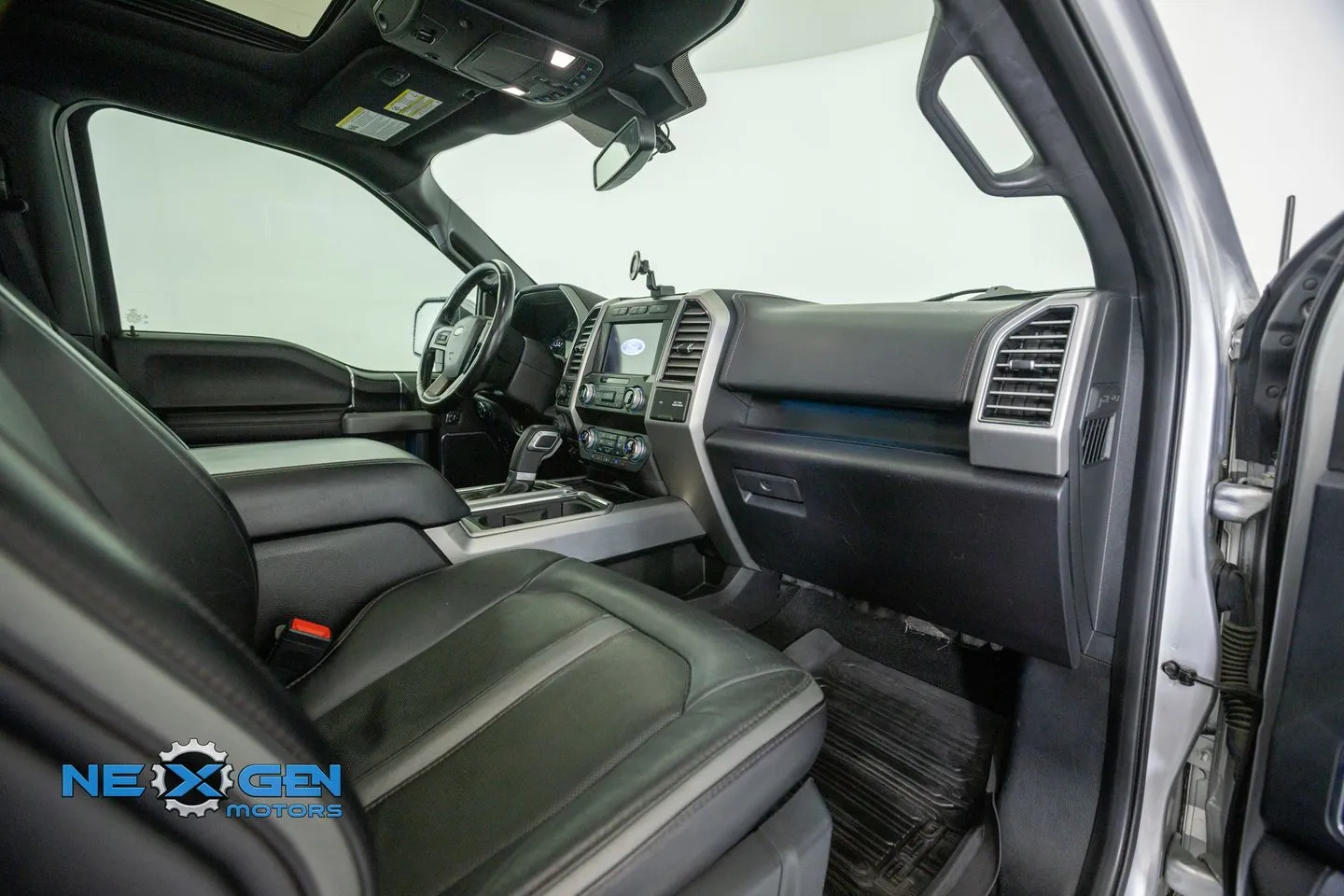 Ford F-150 photo 46