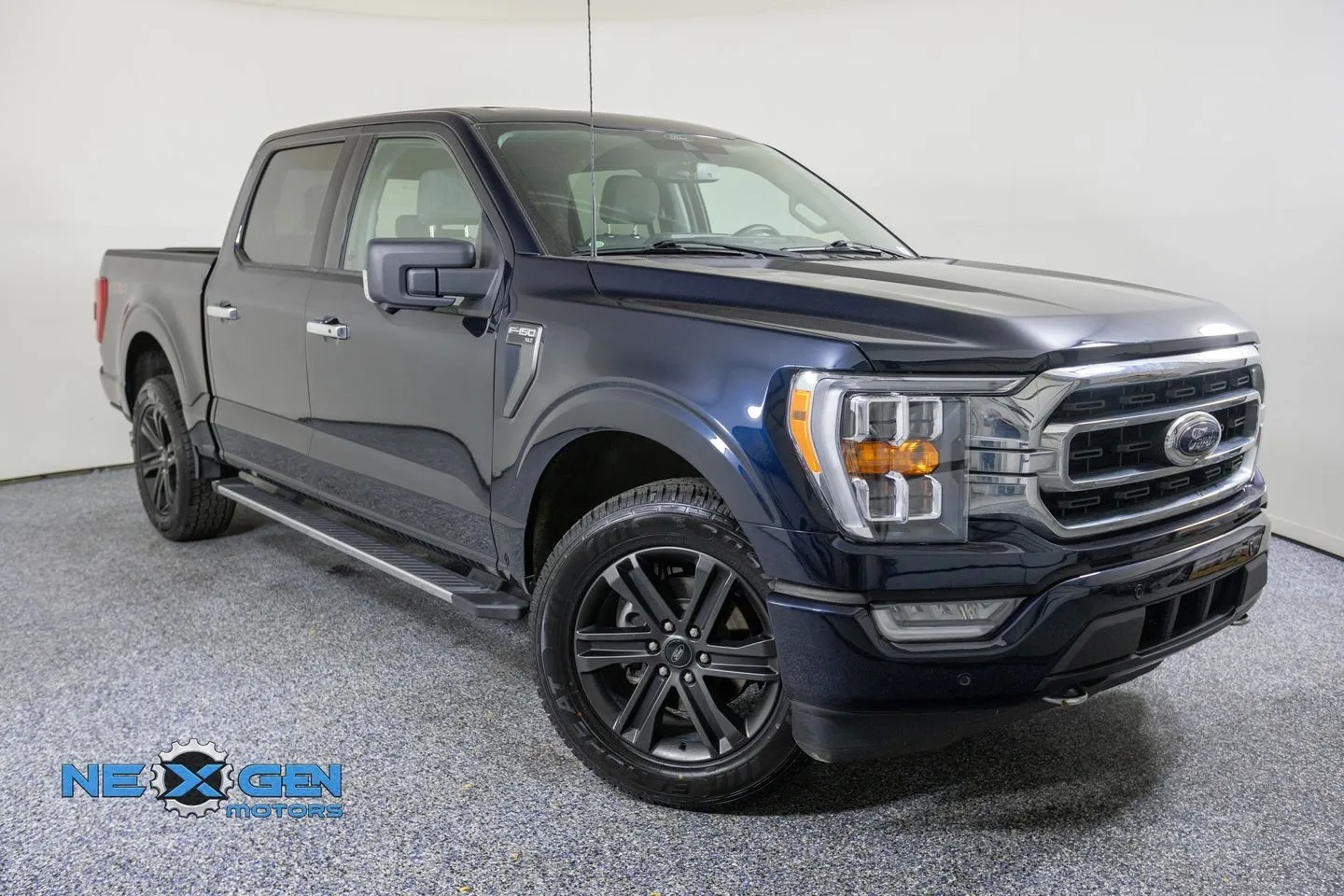 2021 Ford F-150 XLT 4x4 SuperCrew 5-1/2 Box's photo