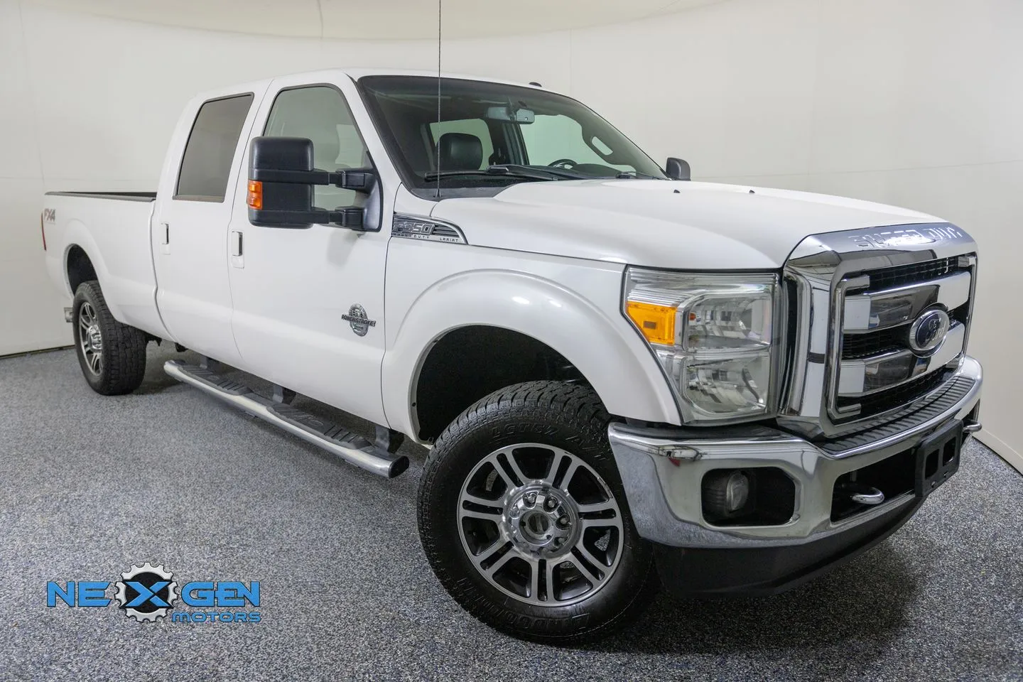 2016 Ford F-350 Lariat 4x4 Crew Cab 6-1/2' Box SRW's photo
