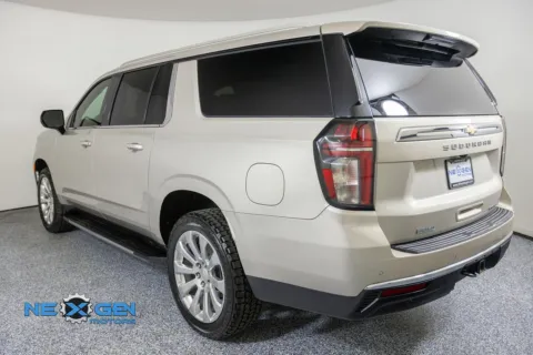More photos of 2022 Chevrolet Suburban Premier at NeXgen Motors, UT