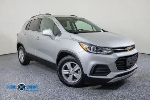 Silver 2019 Chevrolet Trax LT for sale in Lindon, UT