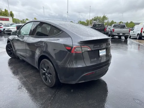 More photos of 2024 Tesla Model Y Long Range at NeXgen Motors, UT