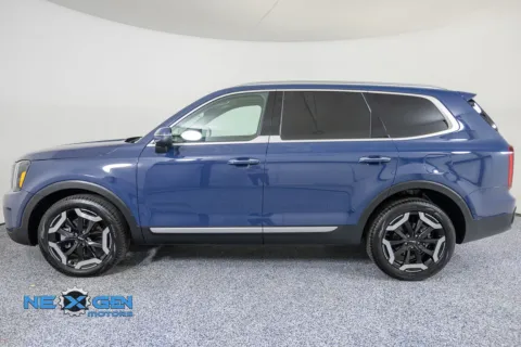 More photos of 2025 Kia Telluride S at NeXgen Motors, UT