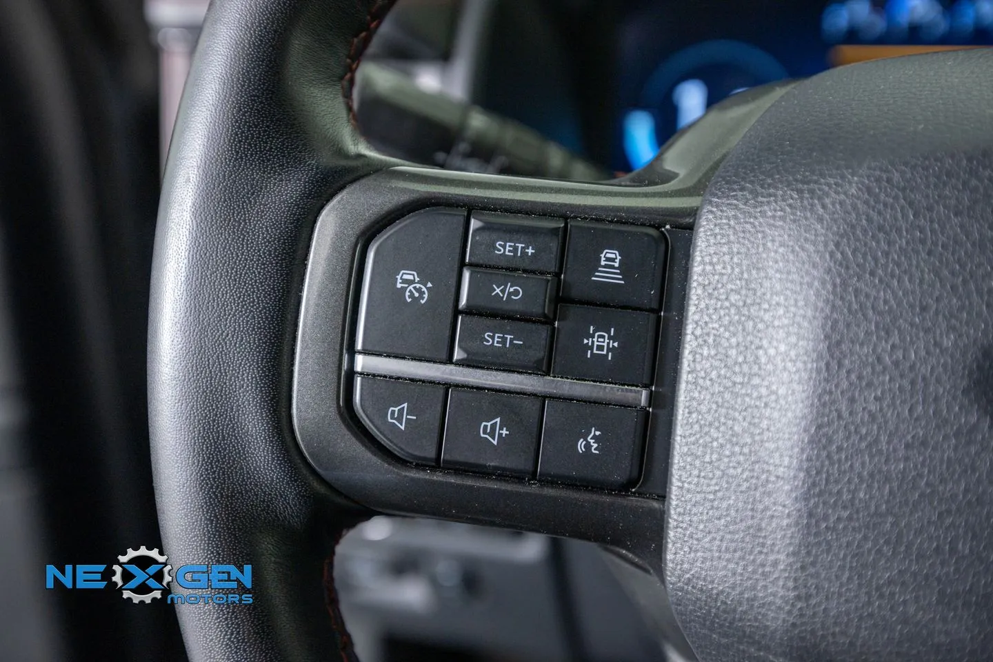 Ford Expedition photo 15