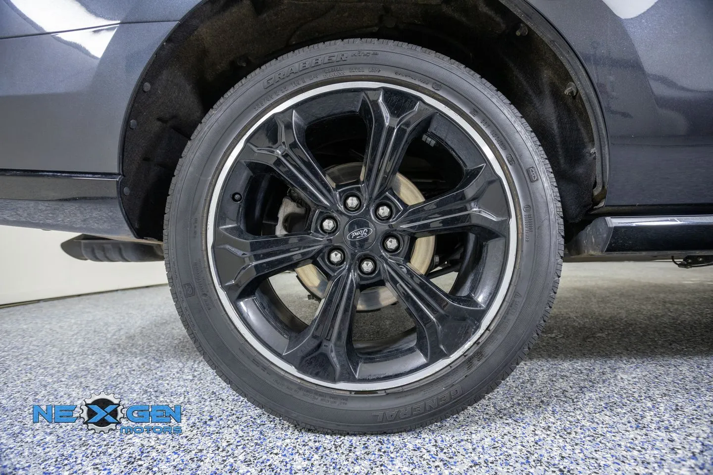 Ford Expedition photo 48