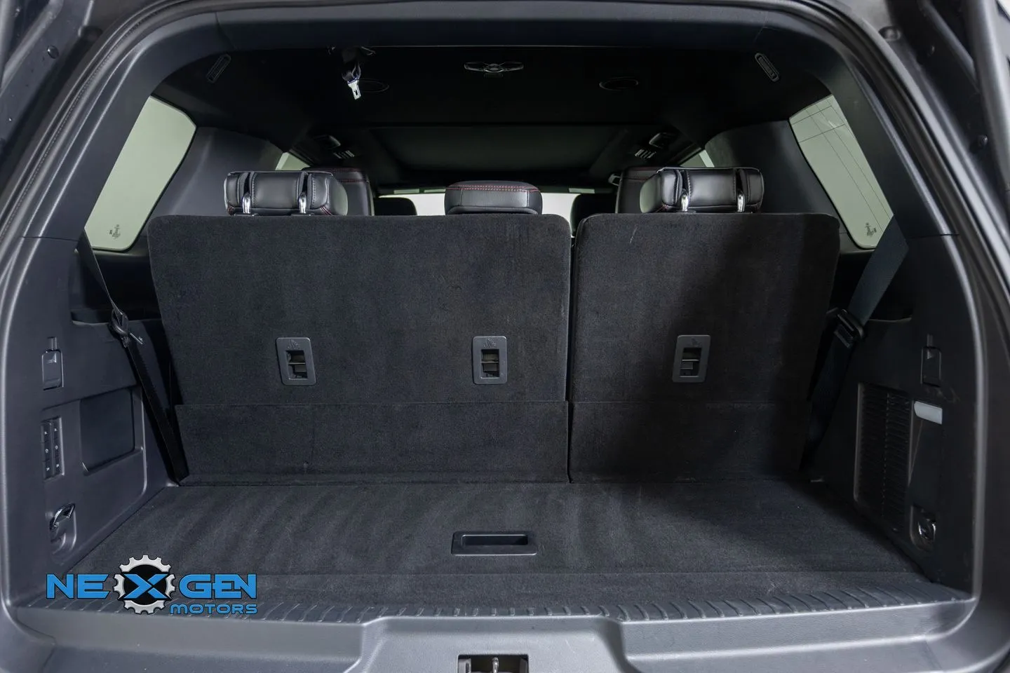 Ford Expedition photo 36