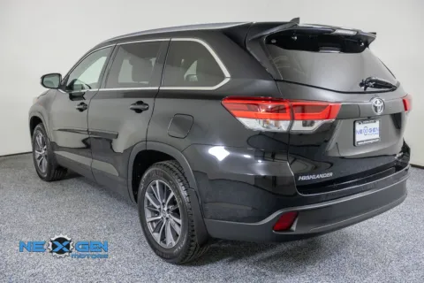 More photos of 2019 Toyota Highlander XLE at NeXgen Motors, UT