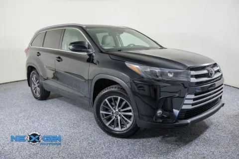 Black 2019 Toyota Highlander XLE for sale in Lindon, UT