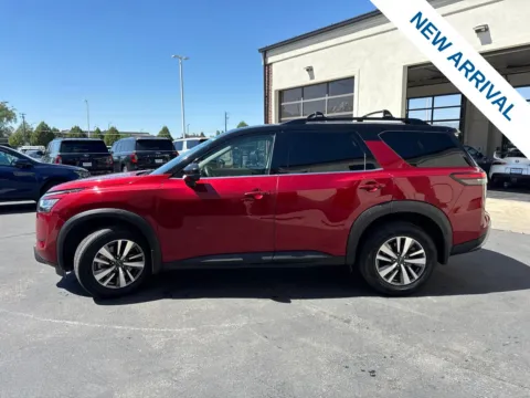 More photos of 2023 Nissan Pathfinder SL at NeXgen Motors, UT