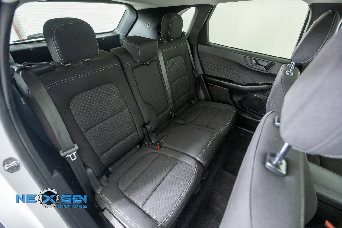 Ford Escape photo 40