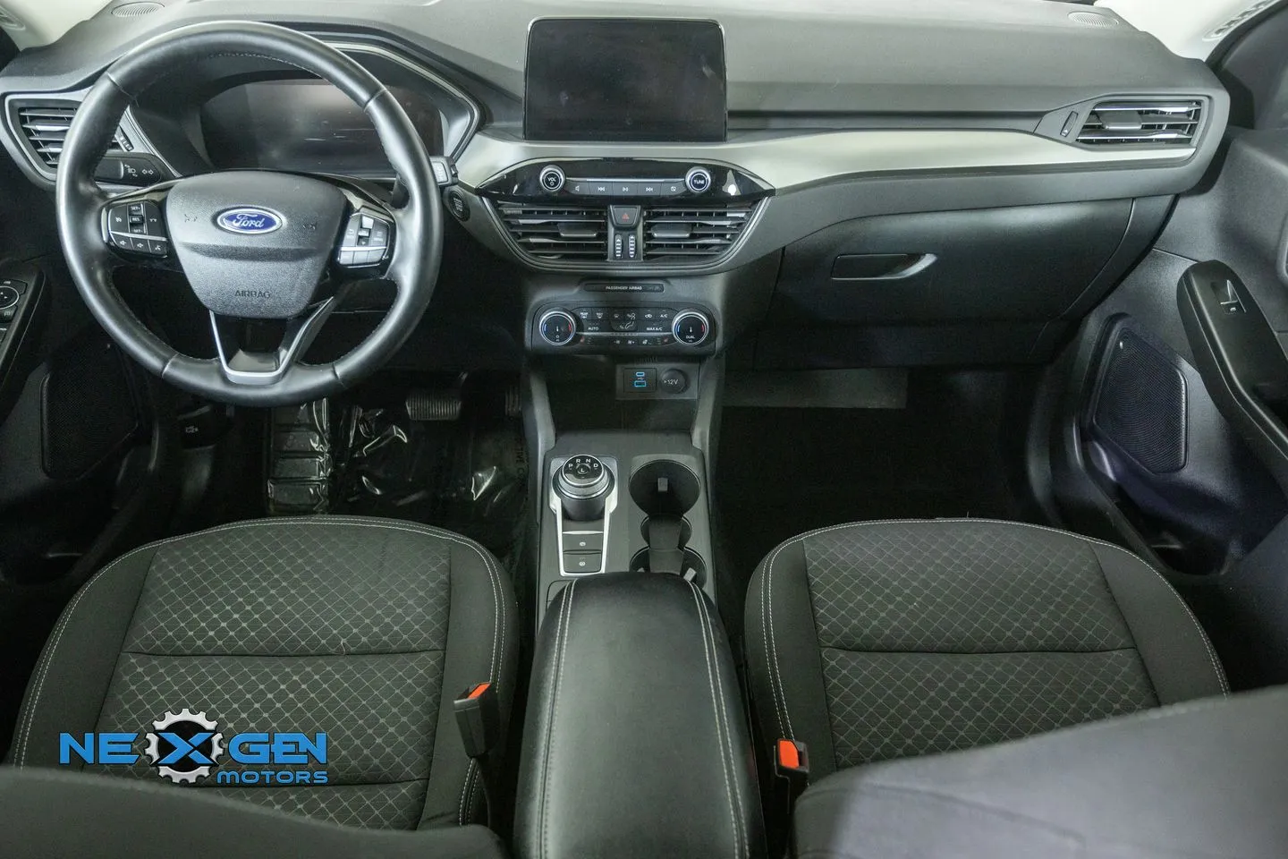 Ford Escape photo 32
