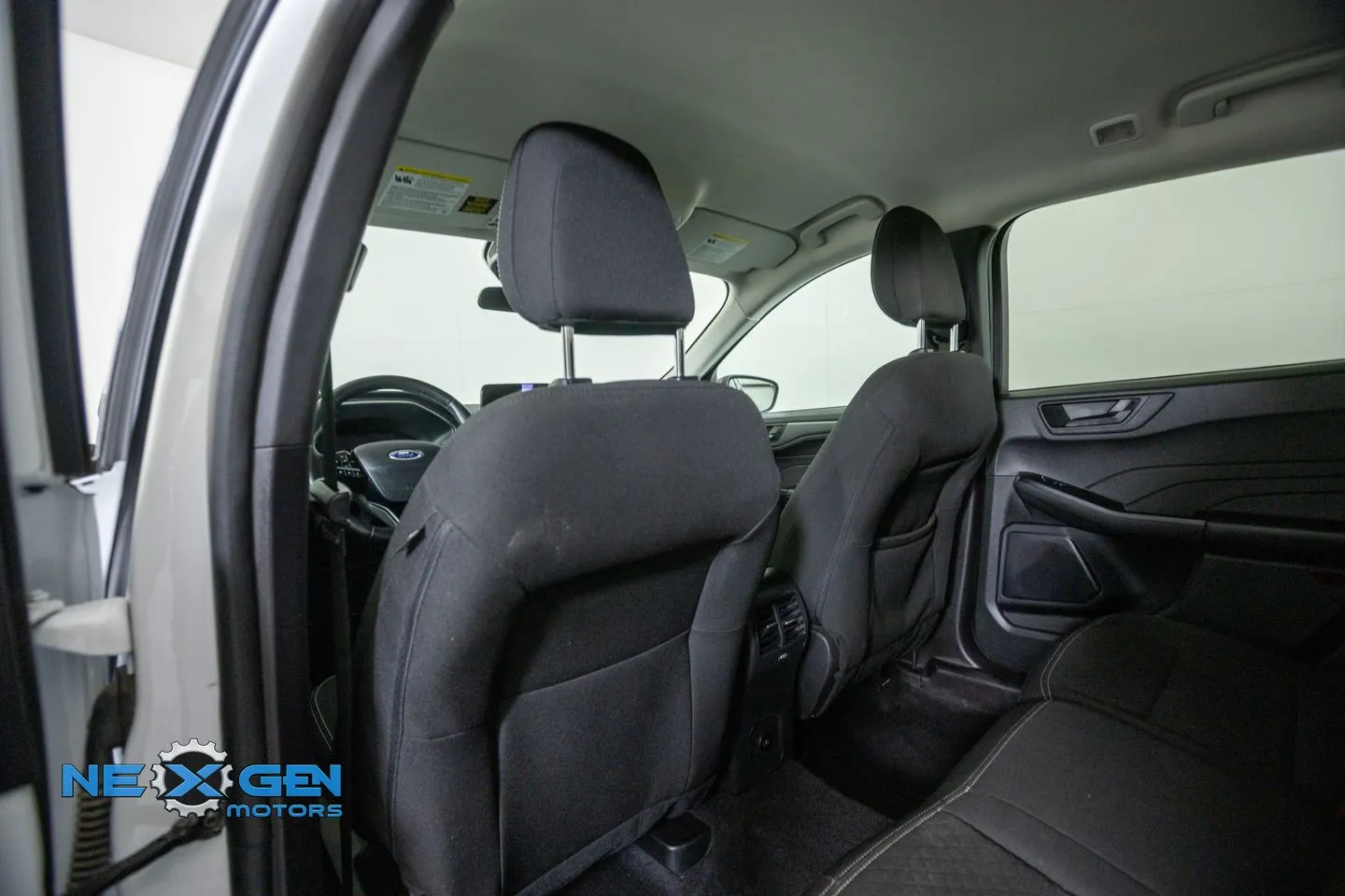 Ford Escape photo 29