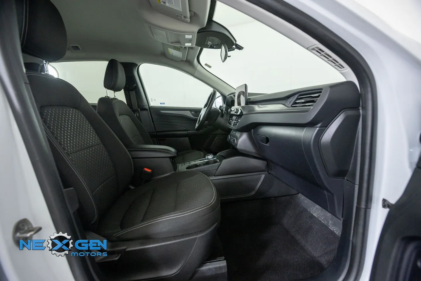Ford Escape photo 43