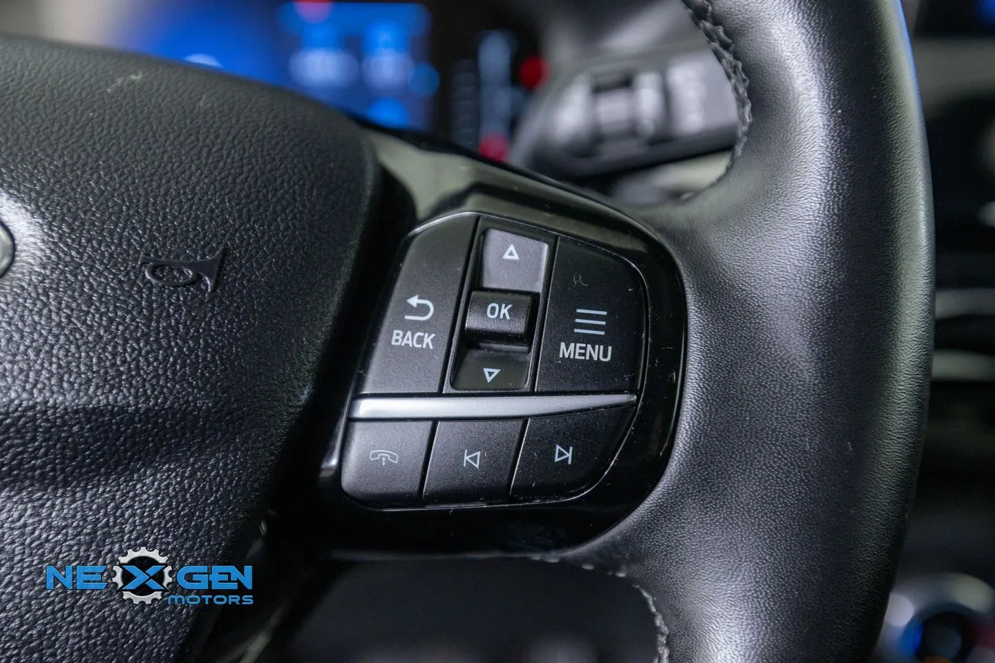 Ford Escape photo 16