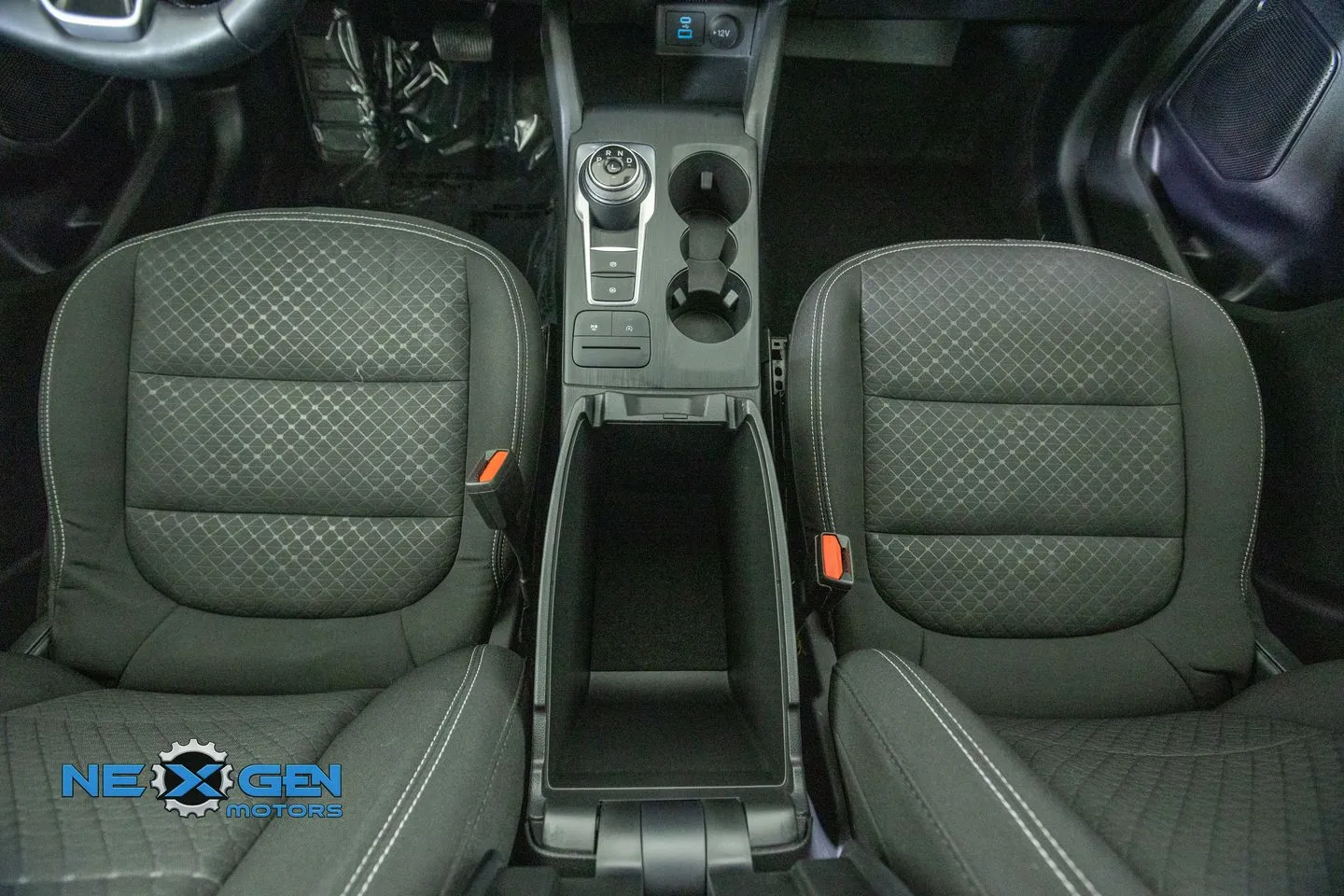 Ford Escape photo 33