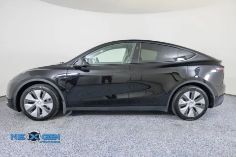 More photos of 2023 Tesla Model Y Long Range at NeXgen Motors, UT