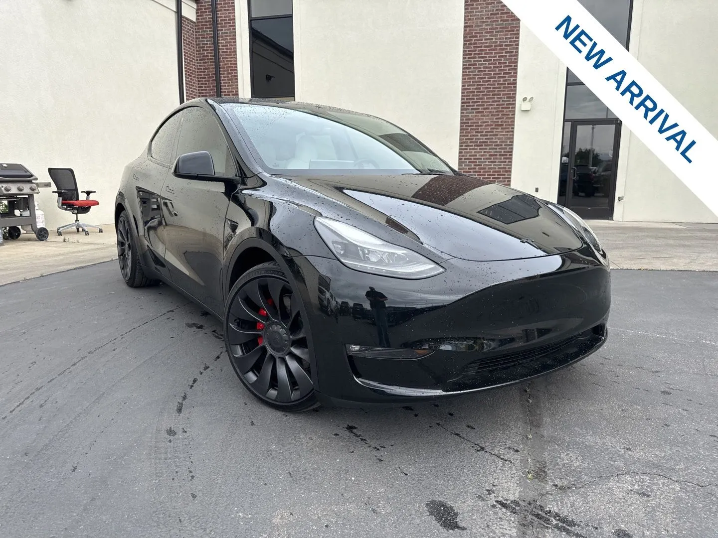2023 Tesla Model Y Performance Dual Motor All-Wheel Drive's photo
