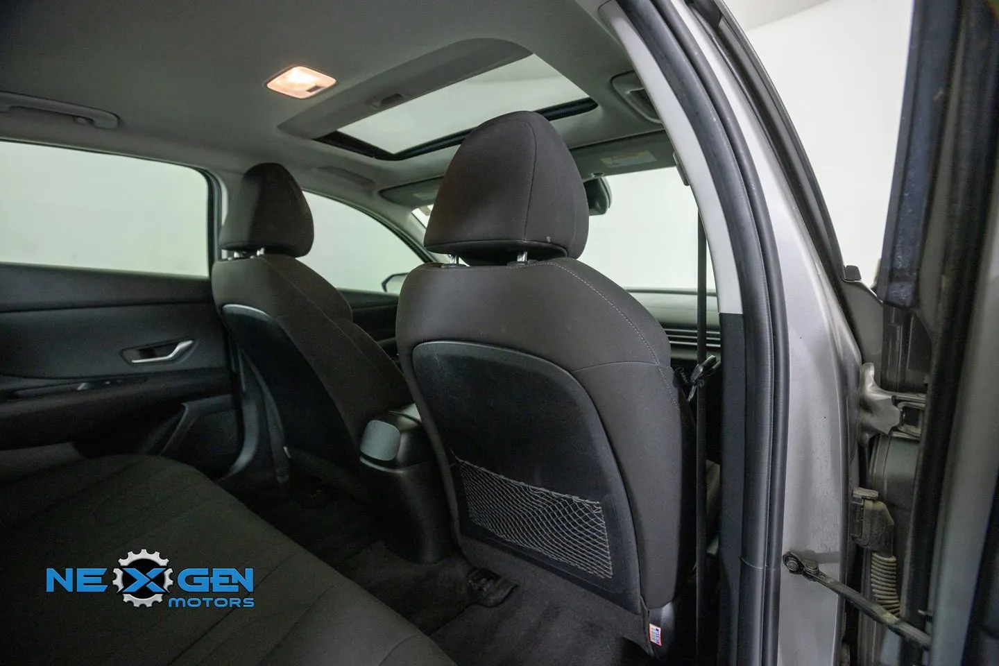 2021 Hyundai Elantra SEL - Photo 35
