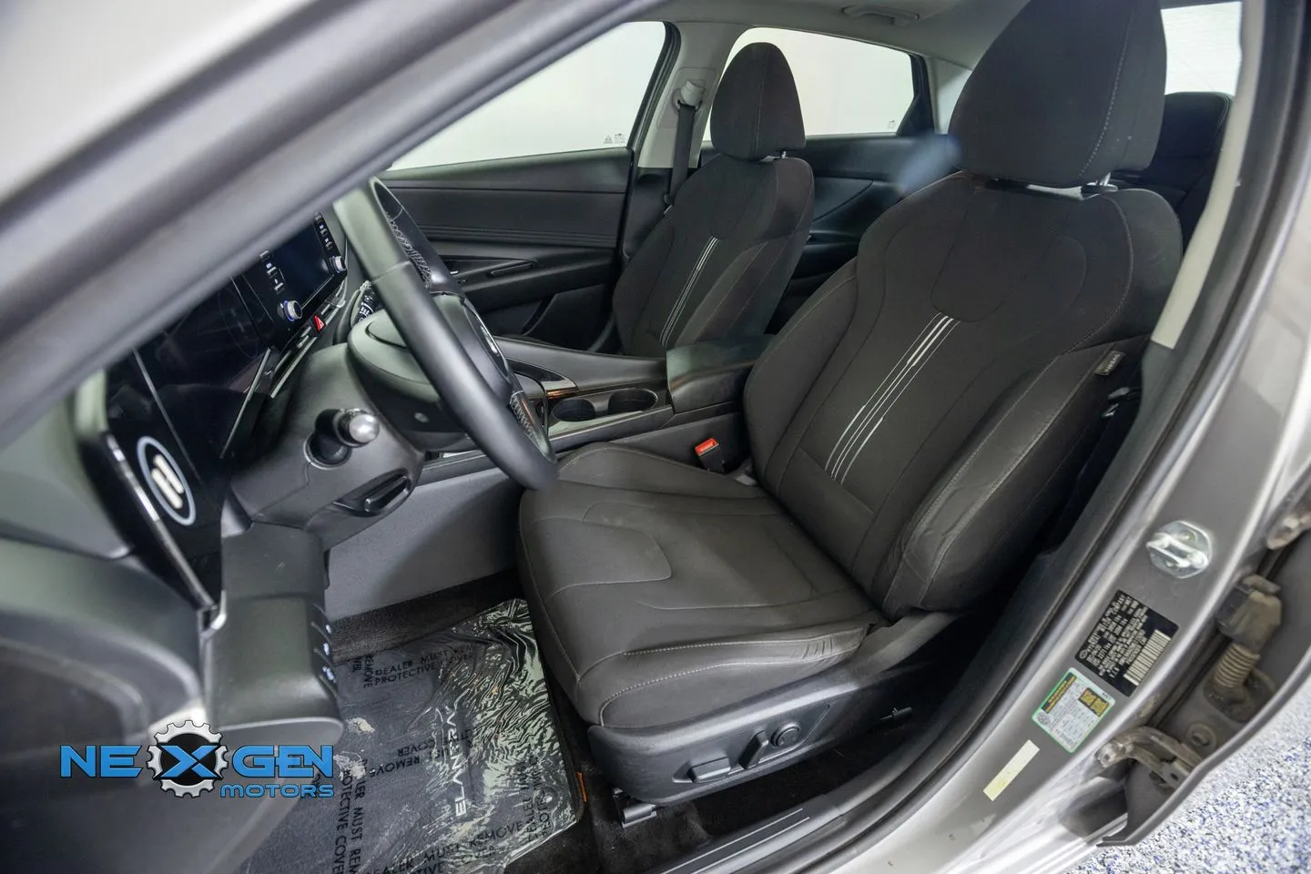 2021 Hyundai Elantra SEL - Photo 24