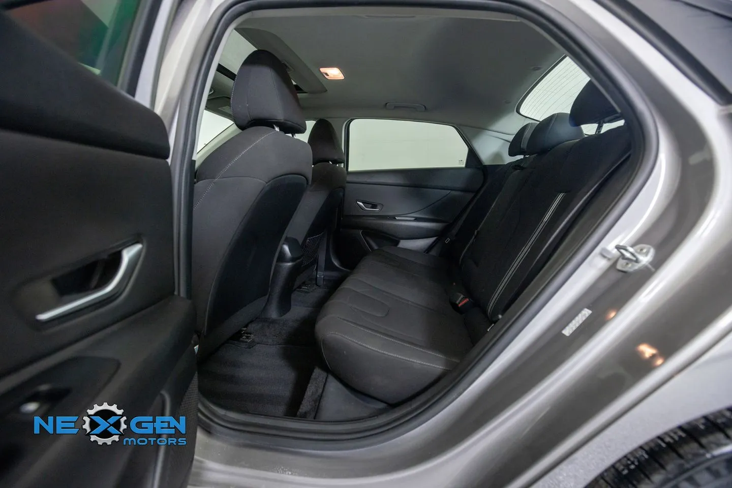 2021 Hyundai Elantra SEL - Photo 27
