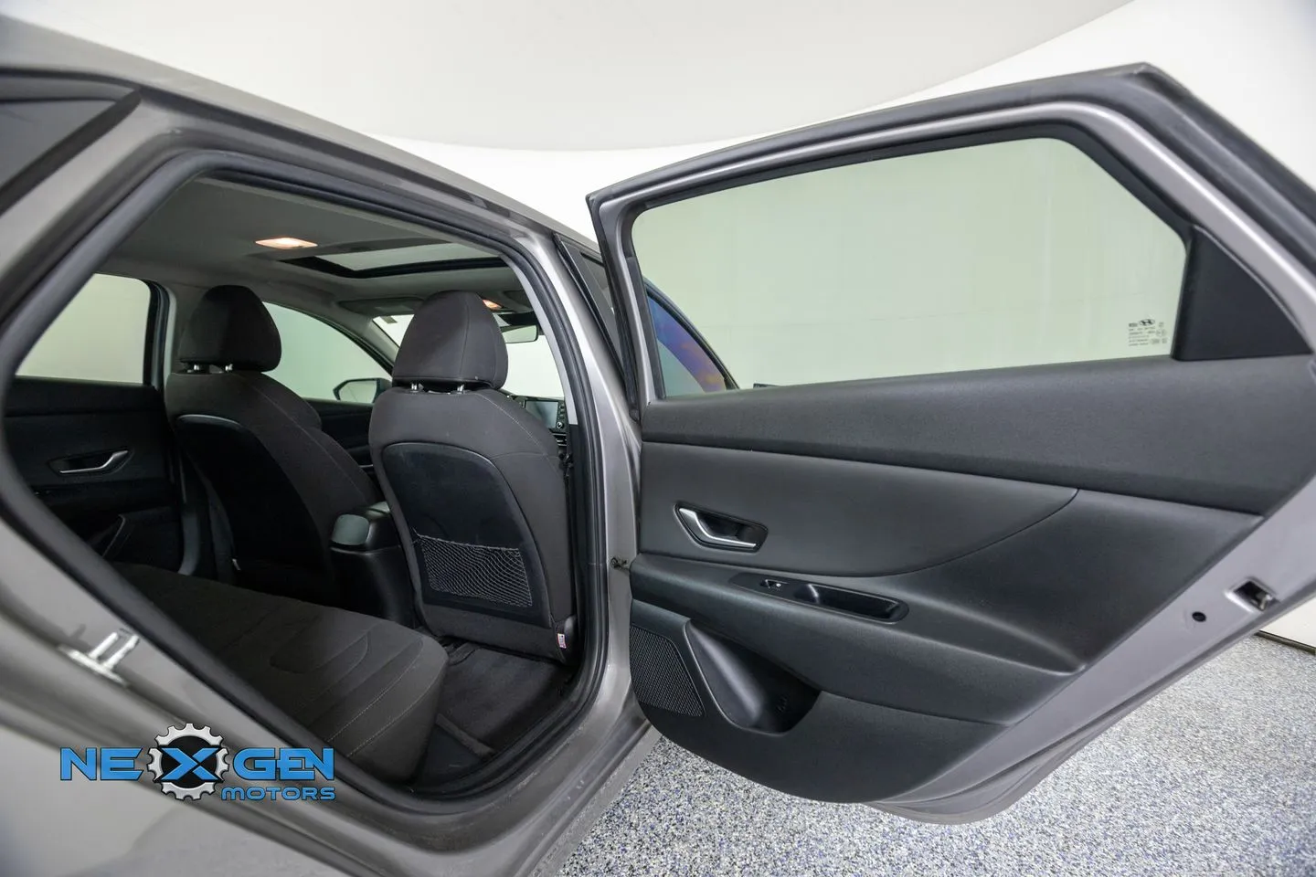 2021 Hyundai Elantra SEL - Photo 34