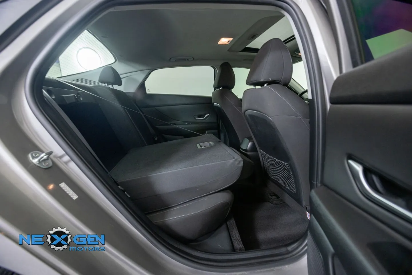 2021 Hyundai Elantra SEL - Photo 37