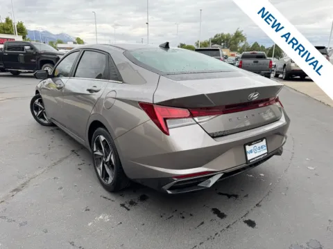 More photos of 2021 Hyundai Elantra SEL at NeXgen Motors, UT