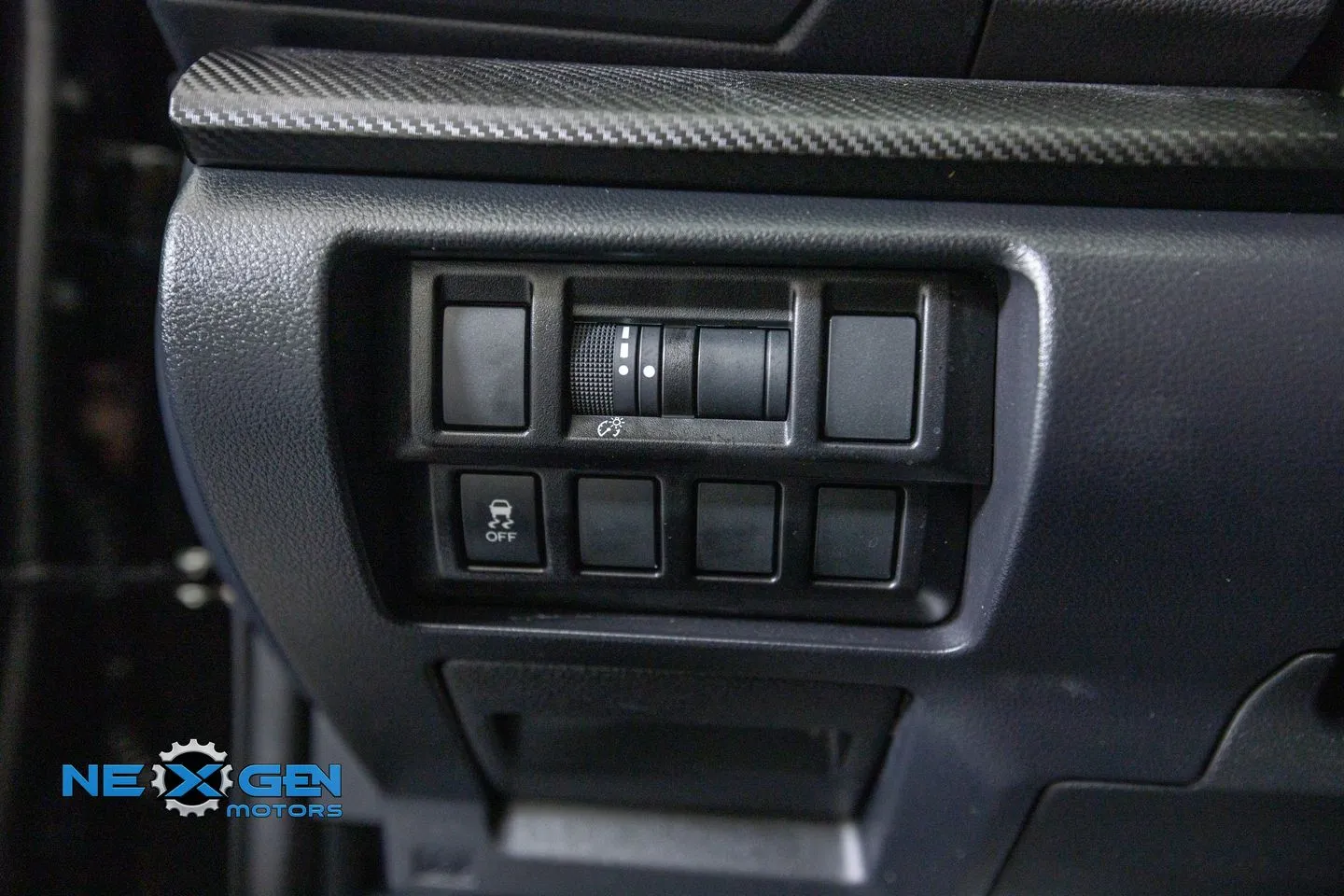 Subaru Impreza photo 14