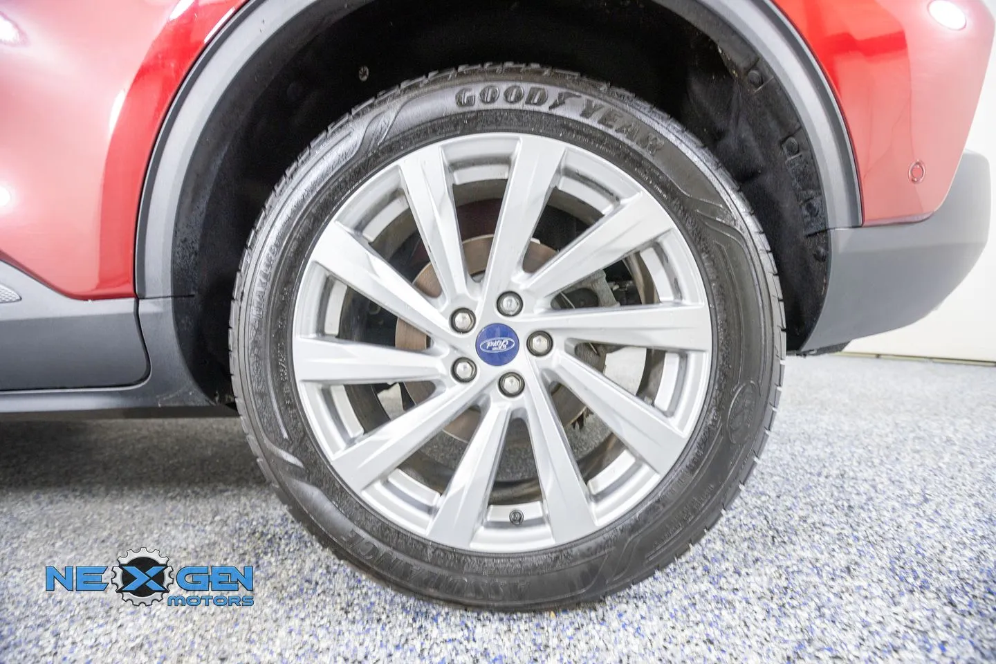 Ford Escape photo 52