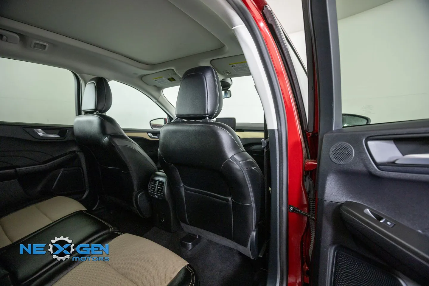 Ford Escape photo 41